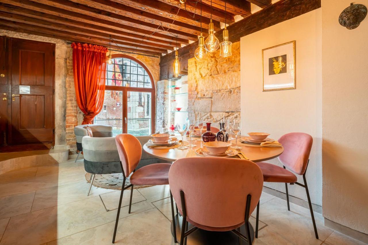 Casa Manina Sul Ponte - Your Private Canal View Venedik Dış mekan fotoğraf