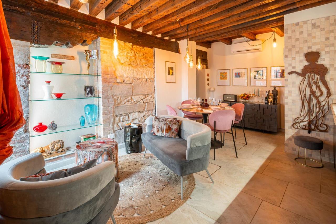 Casa Manina Sul Ponte - Your Private Canal View Venedik Dış mekan fotoğraf