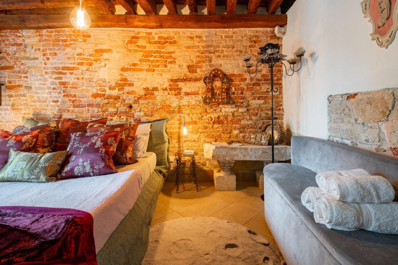 Casa Manina Sul Ponte - Your Private Canal View Venedik Dış mekan fotoğraf